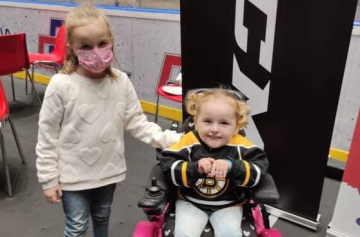 AUTOGRAPH SESSION RAISED CZK 10,000 FOR SOFINKA